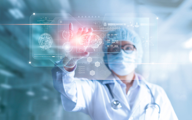 Doctor analysing patient brain scan results