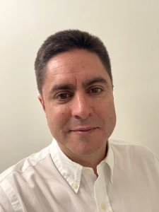 Pedro Maris has has more than 20 years of experience in the pharmaceutical industry