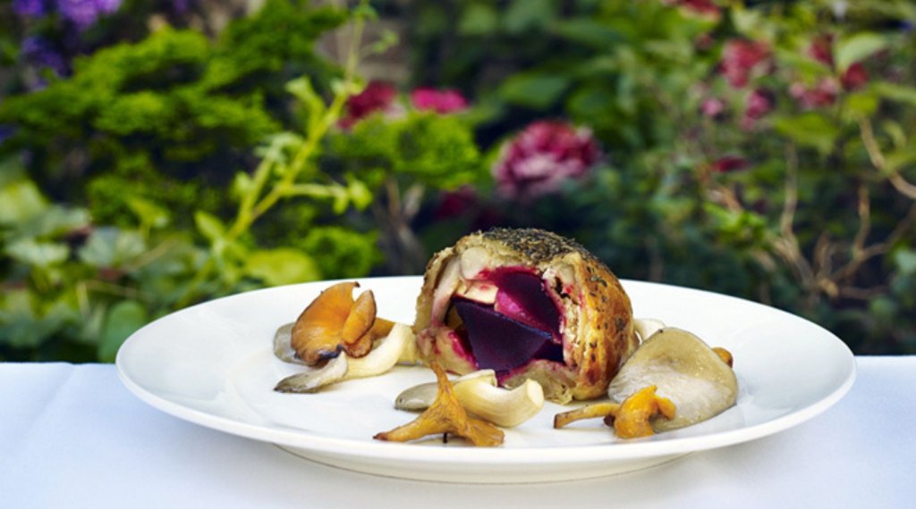 Parkinson's-friendly recipe: Vegetarian ‘Beet Wellington’ with mushrooms, aubergines and garlic