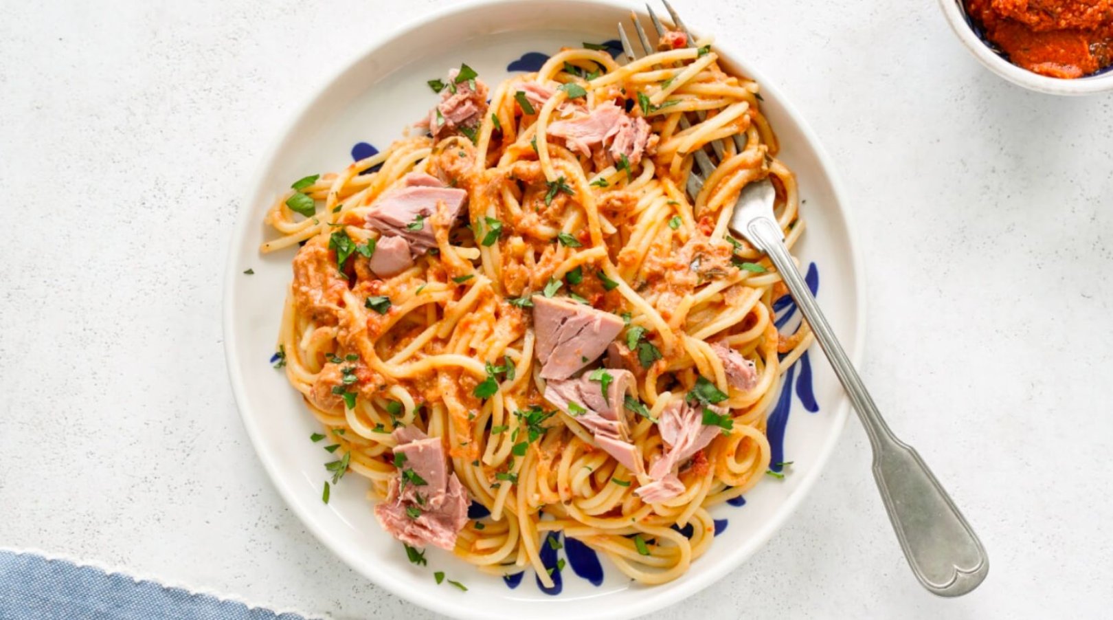Tuna and red pesto spaghetti recipe 