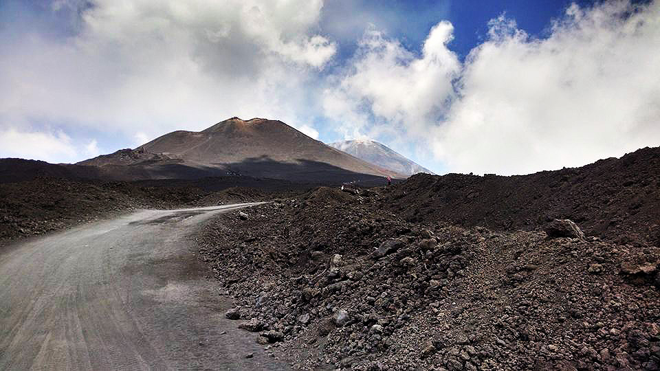 Mount-Etna 2