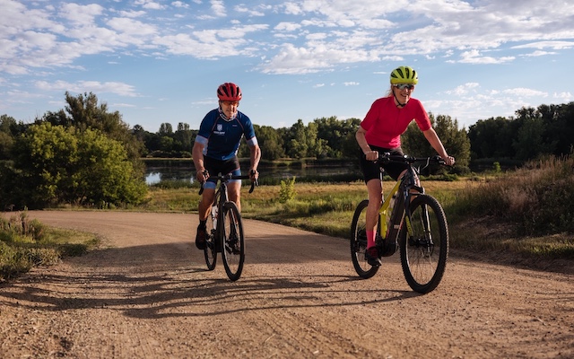 Davis Phinney rides a bike